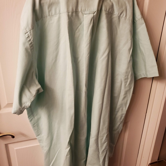 Men's Big&Tall Button Down Shirt - Picture 6 of 6